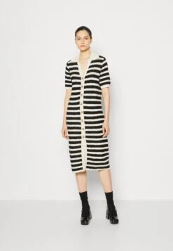 YAS CrocNoos - Gebreide Jurk - Black