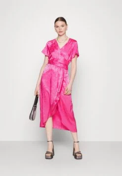 Yasretrieve Long Dress Show - Cocktailjurk - Carmine Rose -Yas e6496b72b07149319db6332d706a5f74