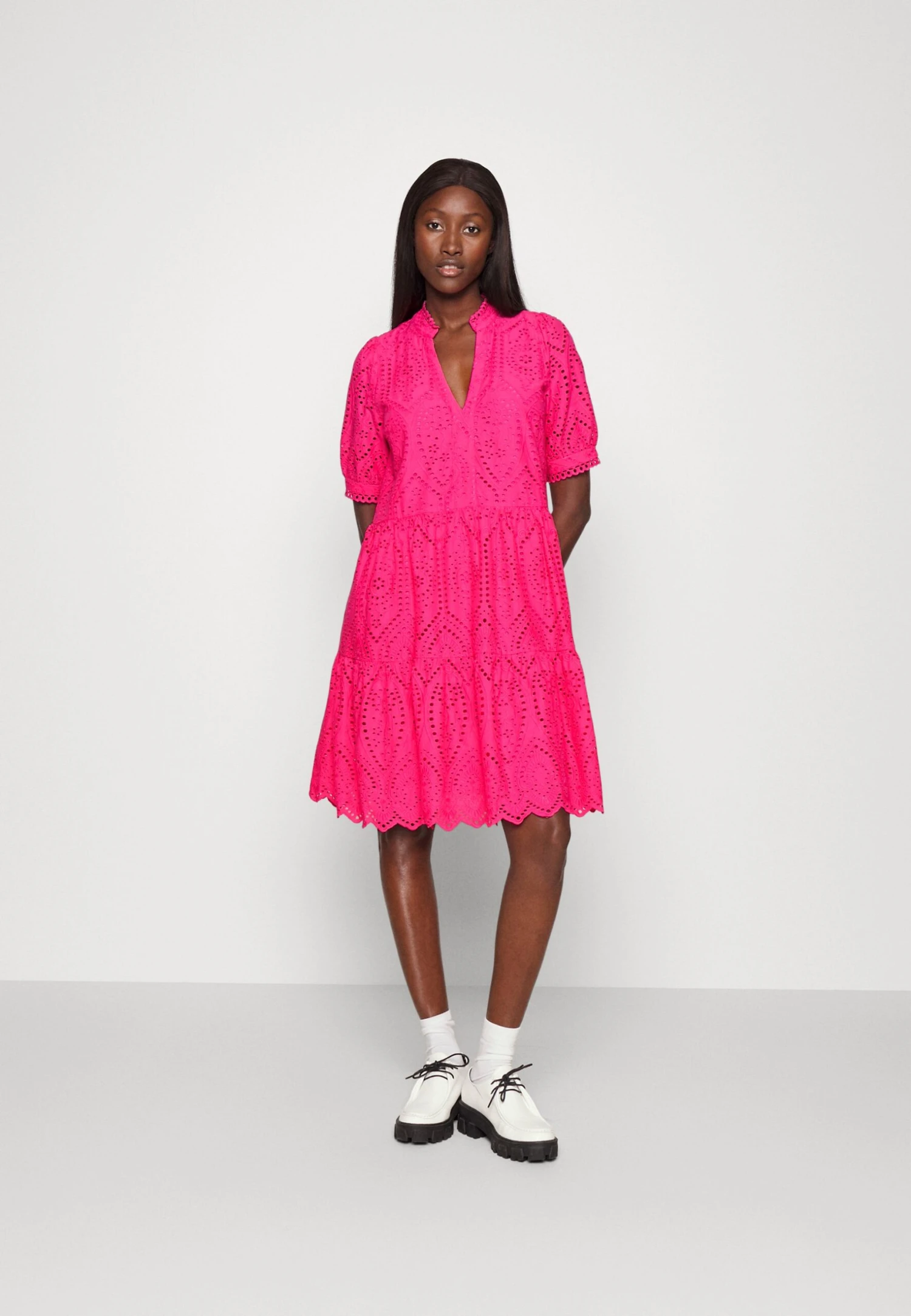 Yasholi Dress - Jurk - Starterbox Fandango Pink 4 Yasholi Dress - Jurk - Starterbox Fandango Pink - Afbeelding 2