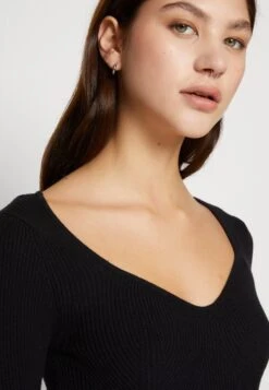 Yaslivia - Trui - Black -Yas ea9b1232ee5d4af998d8f30efc2702e3