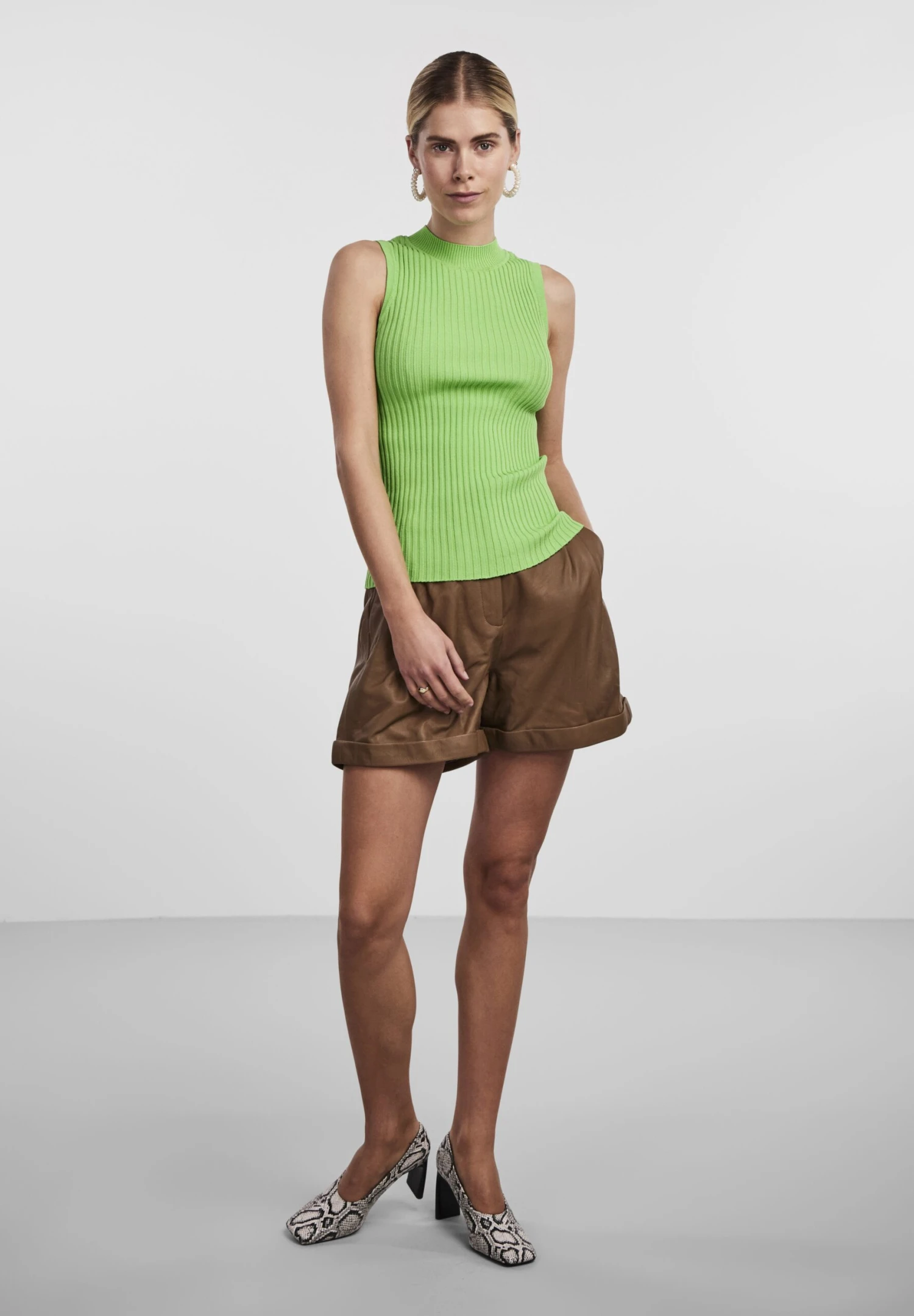 Yastanki - Top - Grün 4 Yastanki - Top - Grün - Afbeelding 2