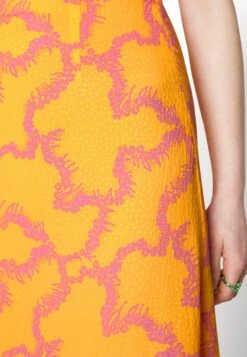 Yasmolea Strap Midi Dress - Jurk - Blazing Orange/Molea 13 Yasmolea Strap Midi Dress - Jurk - Blazing Orange/Molea -Yas ecb9091a3cd04cbc94bc006d44cfe102