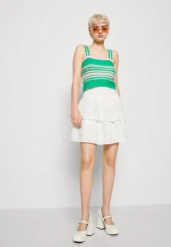 Yasholi Short Skirt- Minirok - White 11 Yasholi Short Skirt- Minirok - White -Yas ef54b19b92264289bcfe375f2c605d38