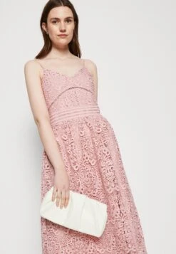 Yasliv Strap Midi Dress- Cocktailjurk - Zephyr -Yas f0cc046008fc45678dbd15e34a425be8