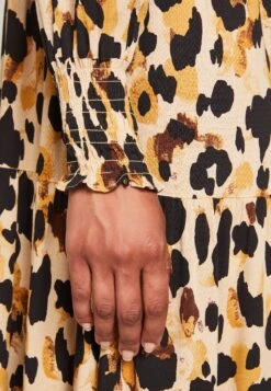 Yasalira Long Shirt Dress - Blousejurk - Black 13 Yasalira Long Shirt Dress - Blousejurk - Black -Yas f124c66b0f4e4317b64c5c2dc639dbbf