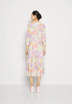 Yasalira Long Dress - Jurk - Lilac 10 Yasalira Long Dress - Jurk - Lilac -Yas f81826c955eb4156977ccba4b7046c5f