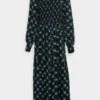 Yaskylana Long Dress - Jurk - Black/Kylana 1 Yaskylana Long Dress - Jurk - Black/Kylana -Yas f81bb31ed76e400b86db26d3ff685645