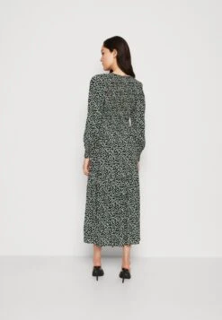 Yasditsy V Neck Smock Dress - Jurk - Black -Yas f89a44609f264dce955eee7920eac3d4