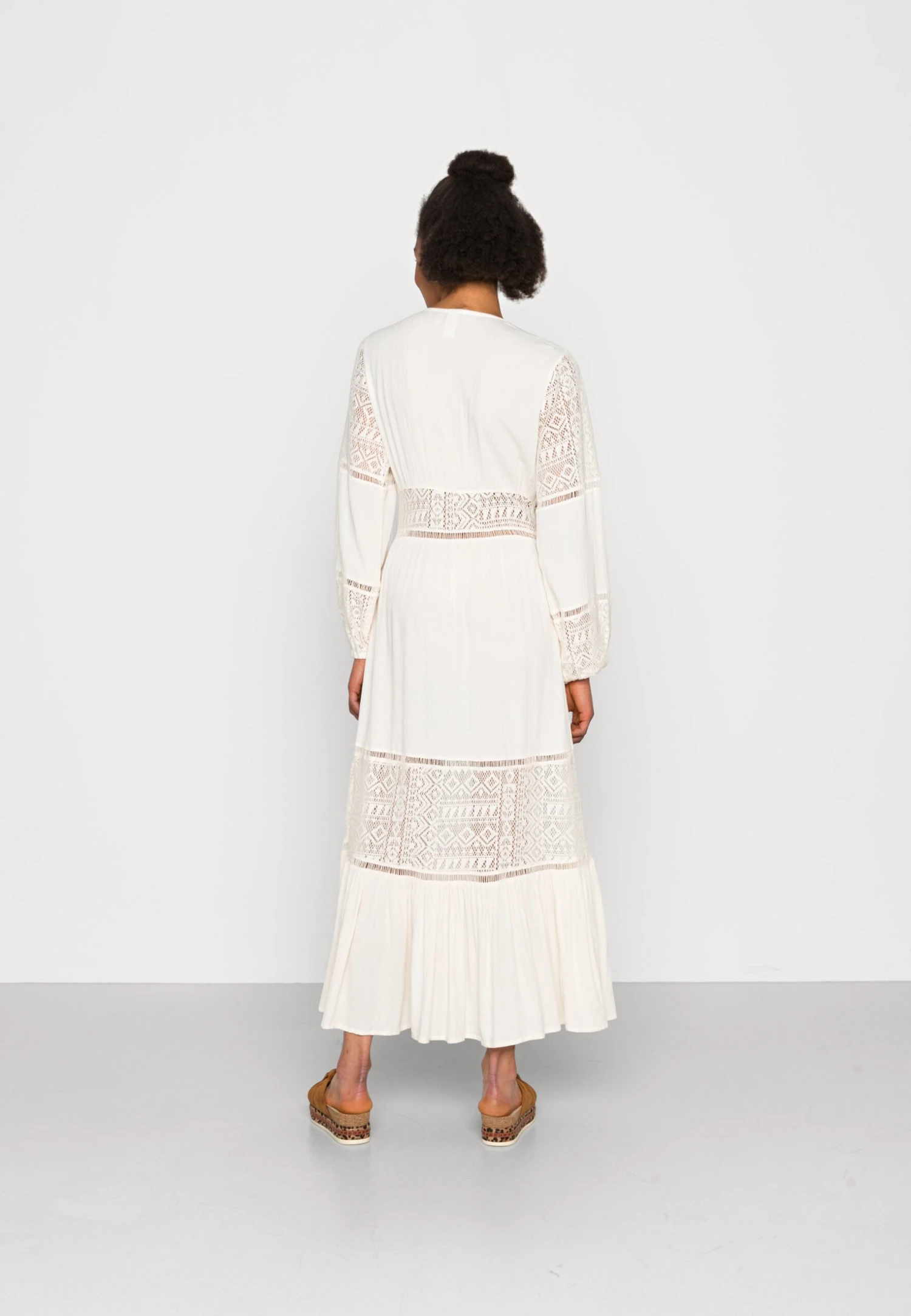 Yasmeza Long Dress - Blousejurk - Eggnog 5 Yasmeza Long Dress - Blousejurk - Eggnog - Afbeelding 3