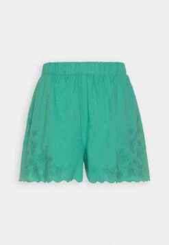 YAS Shorts - Gumdrop Green -Yas f927a349d42547aabfac8a90edc66b54