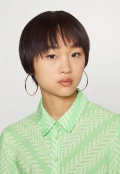 Yassavanna Long Shirt Dress- Maxi-Jurk - Summer Green 11 Yassavanna Long Shirt Dress- Maxi-Jurk - Summer Green -Yas f98beabdfc4345b0bc8681a668e1db1e