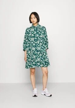 Yasbimla Shirt Dress - Blousejurk - Deep Lakeaop 9 Yasbimla Shirt Dress - Blousejurk - Deep Lakeaop -Yas fb2b60720f6c4b5b8b2d90df7c499f4c